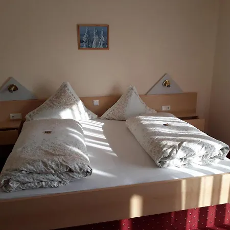 Hotel Rhoener Haus Zur Wasserkuppe *