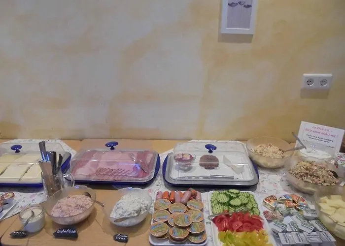 Rhoener Haus Zur Wasserkuppe Отель Ehrenberg (Hessen)